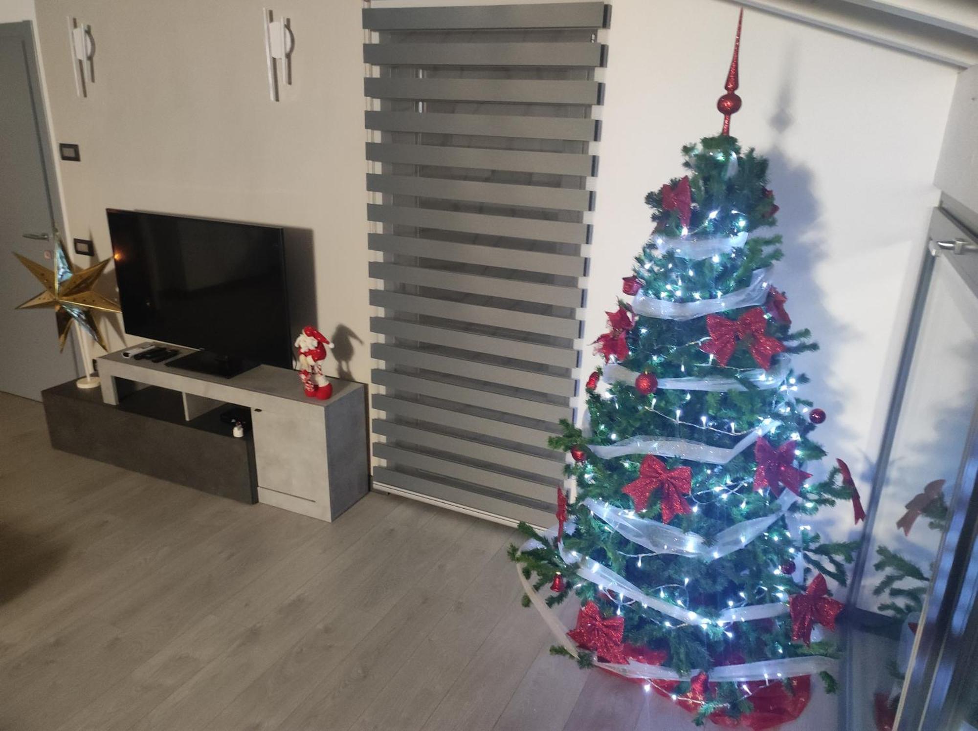 Luminoso Appartamento Vista Lago Solto Collina Ngoại thất bức ảnh